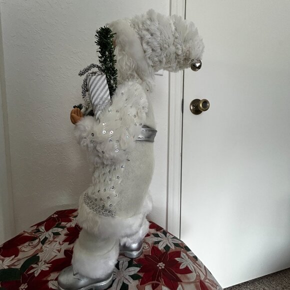 Santa - Picture 5 of 6